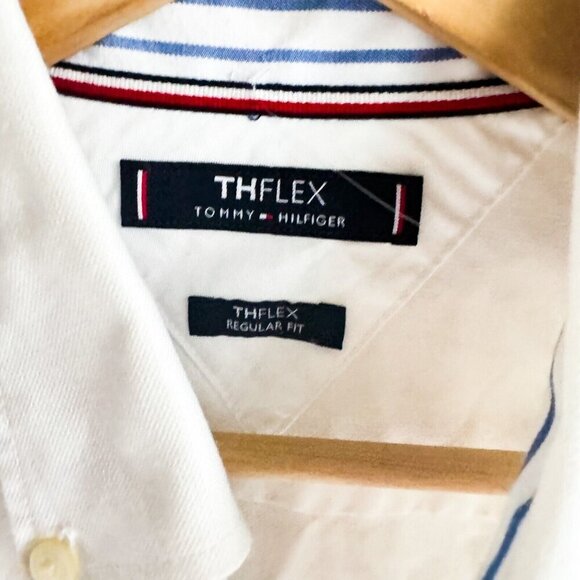 Tommy Hilfiger The Flex White Crisp Cotton Embroidered Preppy Button up Shirt L - Picture 4 of 7